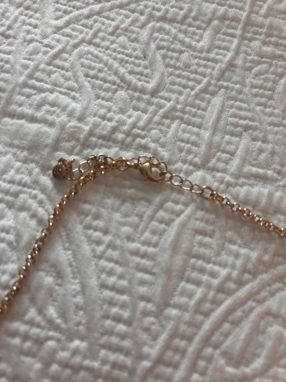 Beautiful Lauren Conrad Multi-Strand, Colorful Gold Tone Necklace - Picture 5 of 5